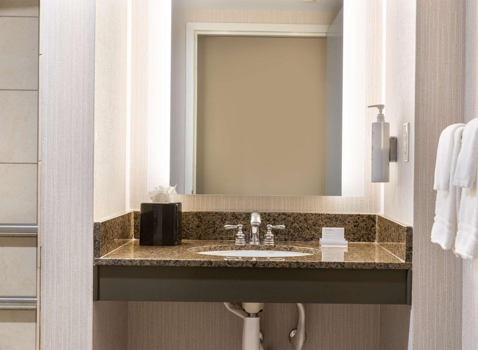 Hilton Garden Inn Bethesda Downtown Zewnętrze zdjęcie