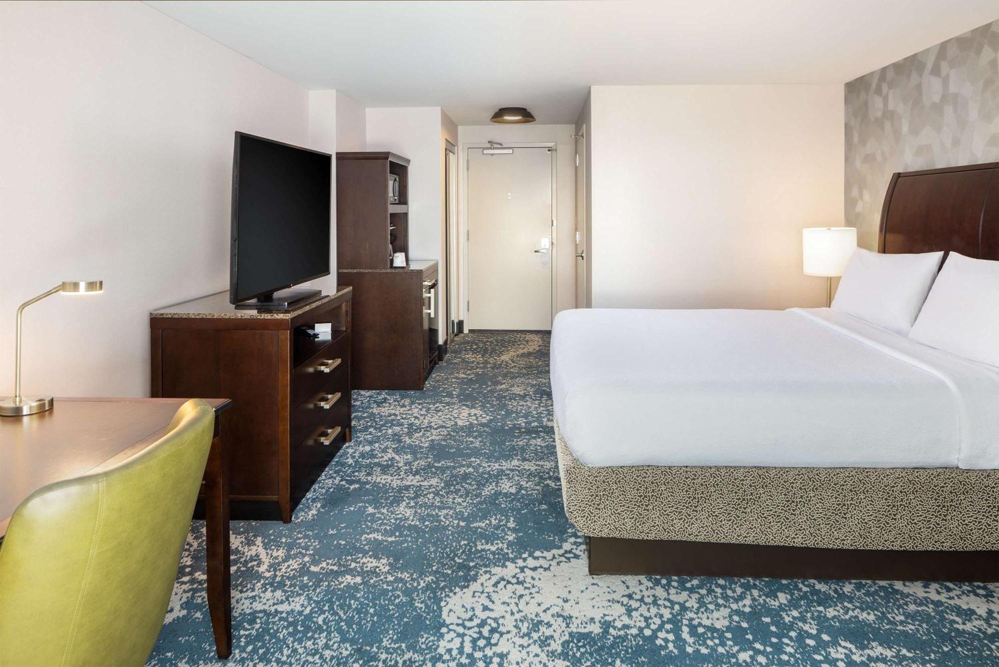 Hilton Garden Inn Bethesda Downtown Zewnętrze zdjęcie